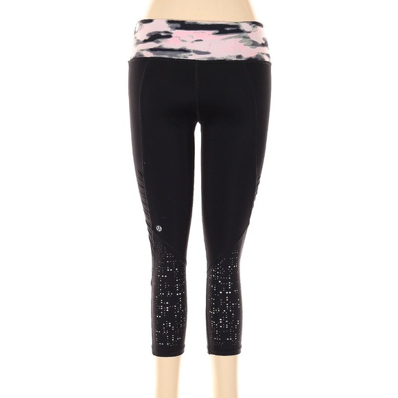 Lululemon 7/8 leggings - Picture 2 of 7